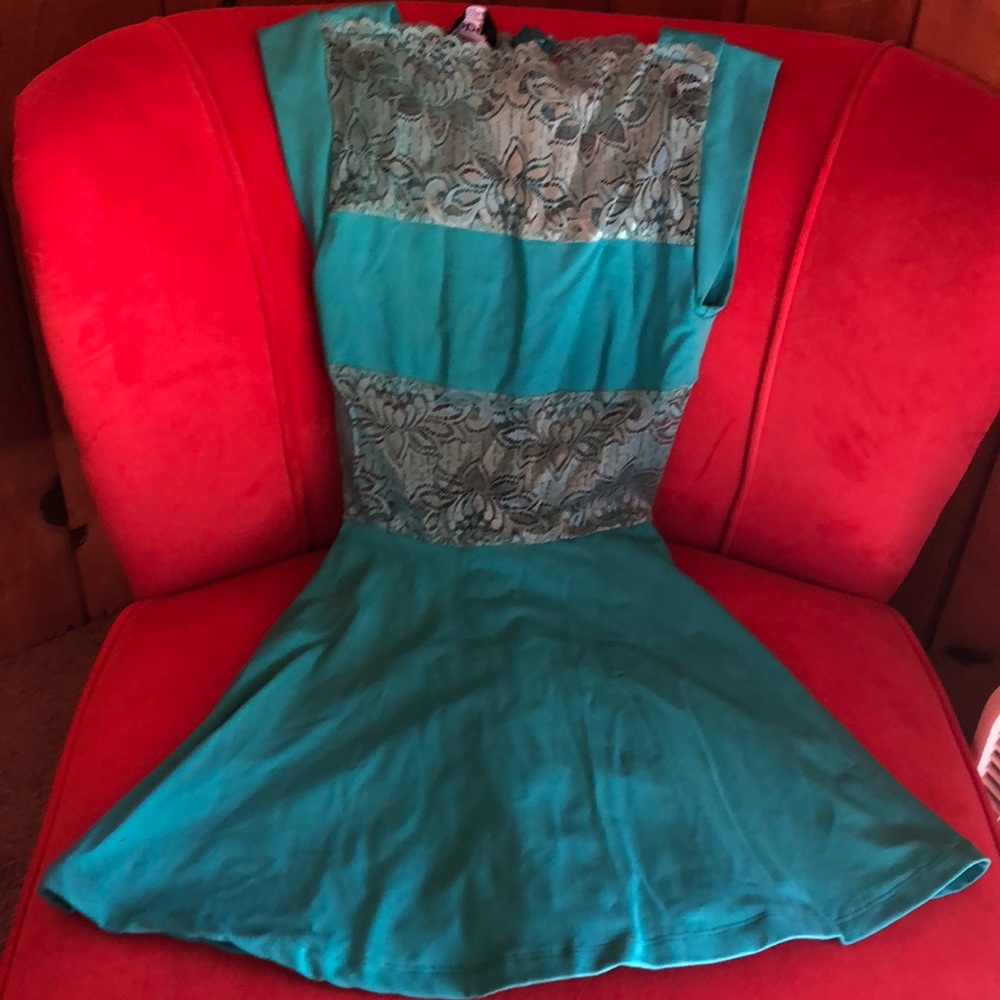 EUC Bebe XXS dress